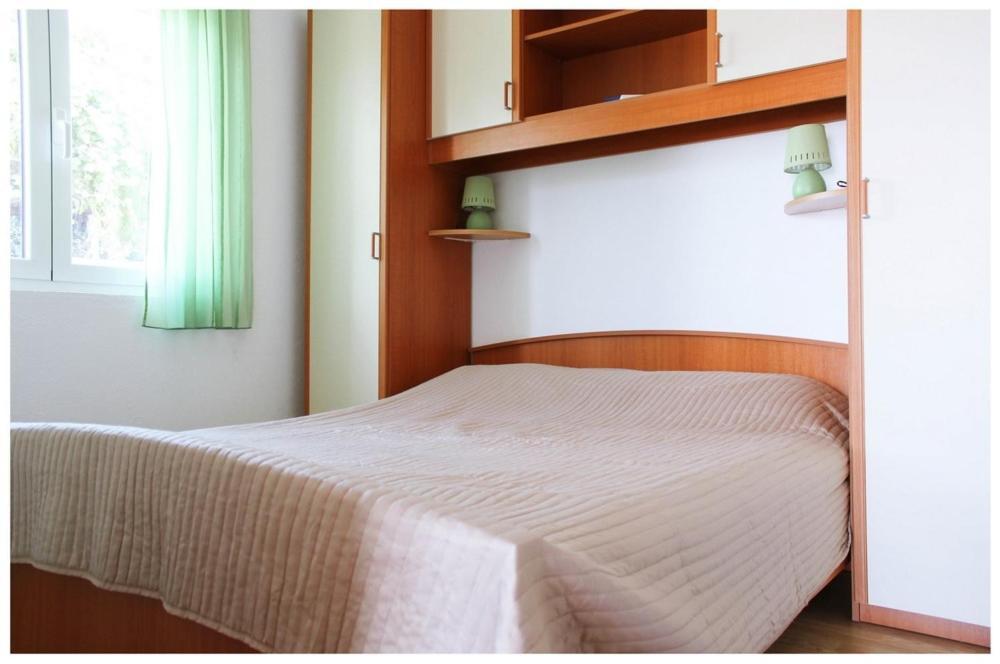 Apartments By The Sea Razanj, Rogoznica - 11347 Eksteriør bilde